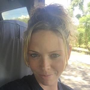 Meet your Posher, Holly